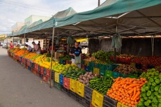 Preços de hortifruti pressionaram a cesta básica em maio