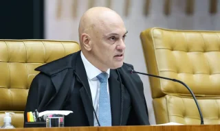 Moraes manda prender Eduardo Bolsonaro e cancela passaportes do ex-deputado