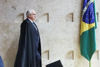 Semana promete ser agitada no Supremo com sessāo sobre Moraes