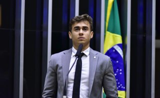 Ranking dos 100 políticos mais influentes aponta liderança da direita