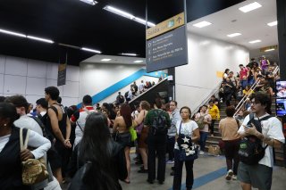 Procon orienta população sobre direitos após falta de energia causada pelos fortes ventos no RJ